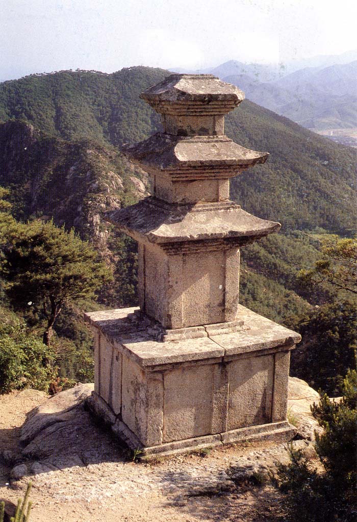 경주 남산 용장사곡 3층석탑